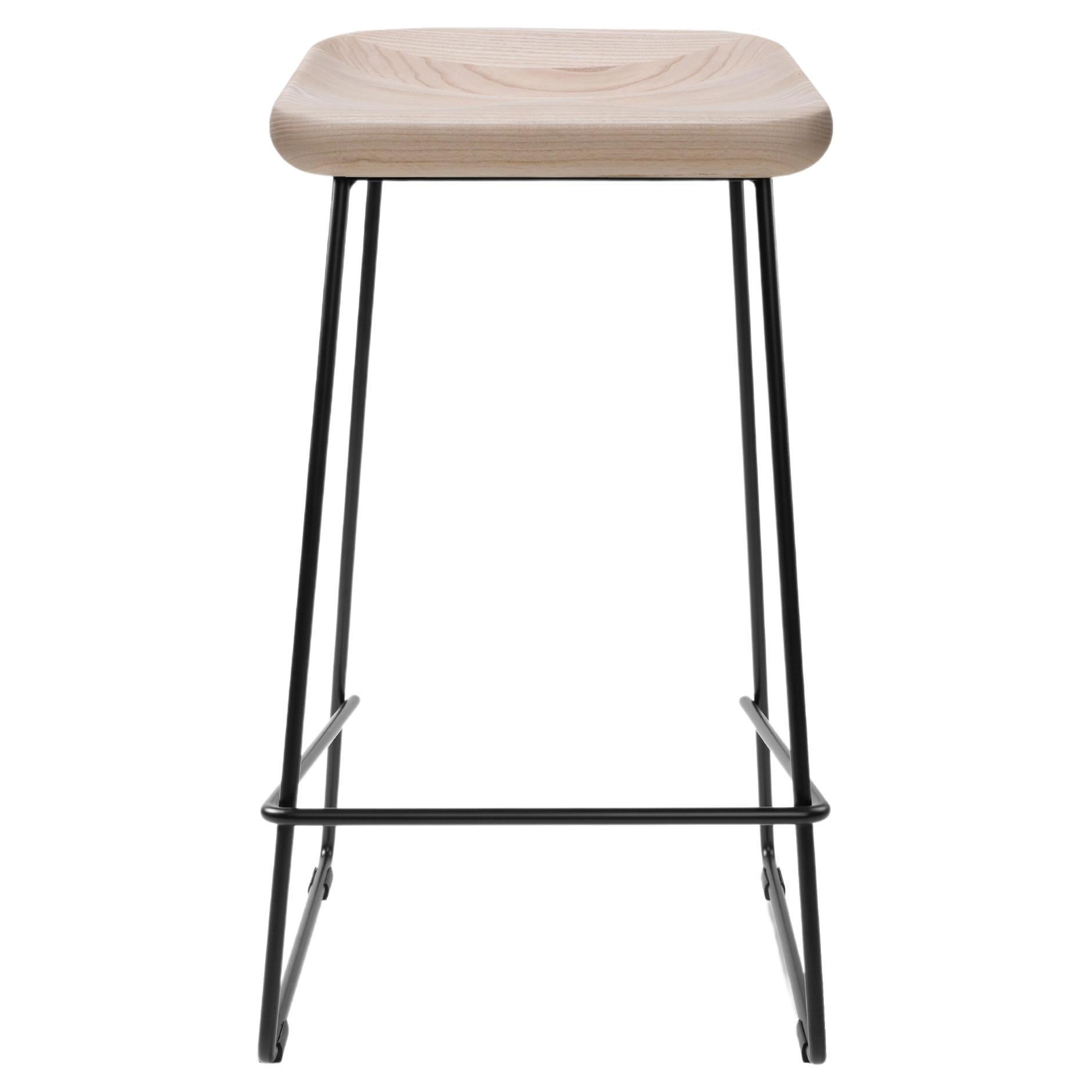 Stylish and Comfortable Counter Stool Wave with Ash Solid Wood Seat and Steel Framee. Discover the perfect seating solution for your bar or kitchen counter with the Counter Stool Wave with Ash Solid Wood. Made with a comfortable counter stool wave