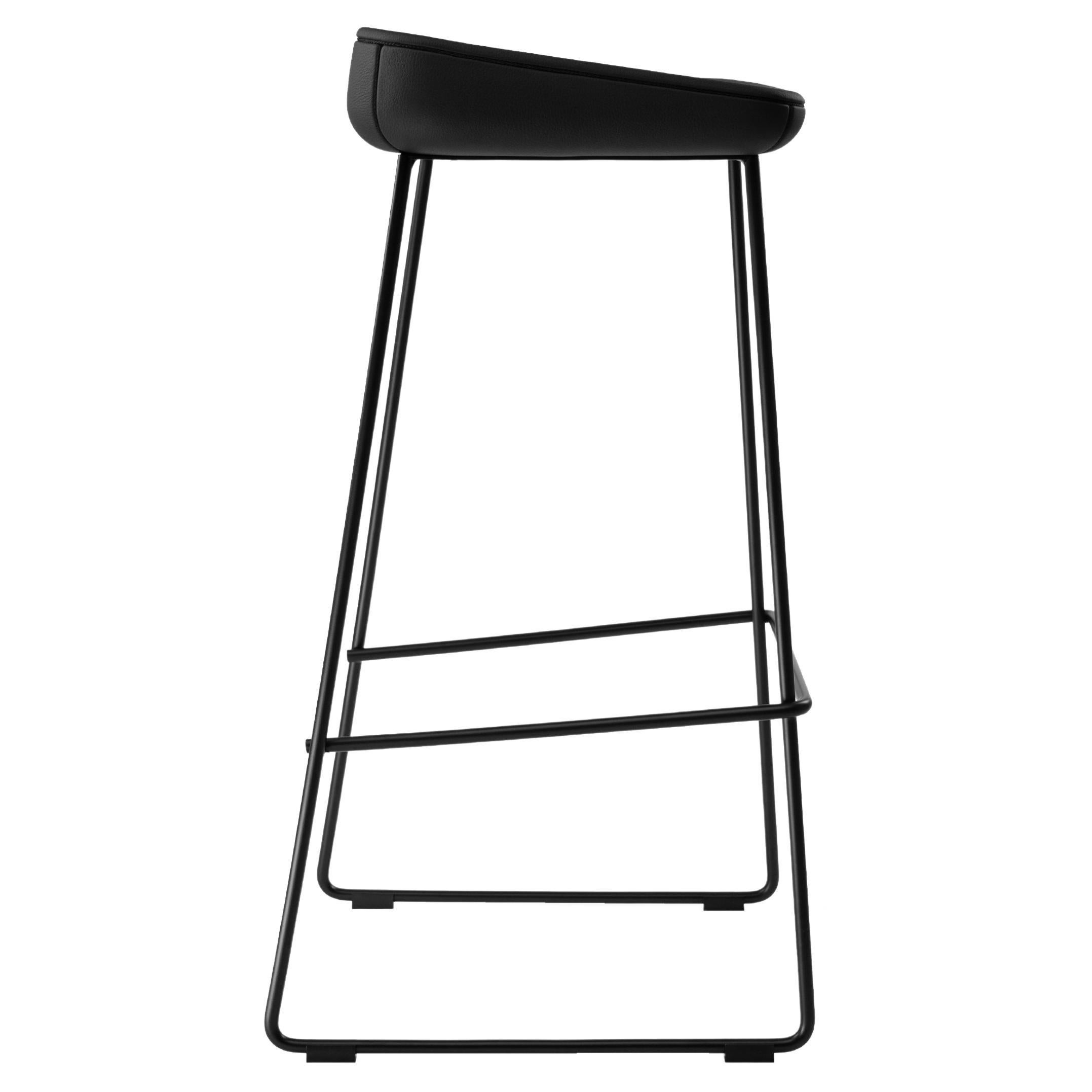 NY11 Bar Stool with Black Oak Frame and Ultra Black 41599 Leather Seat