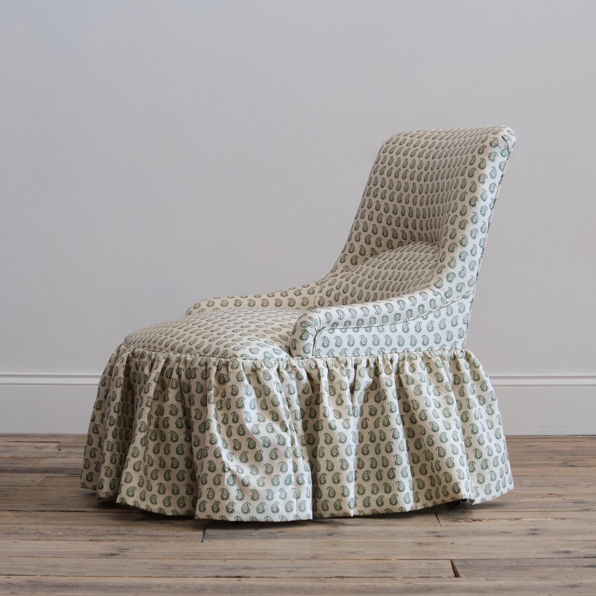 British 19th century nursing chair In Howe 36 Bourne Street Linen For Sale