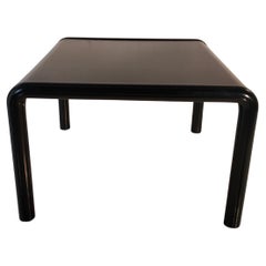 Table carrée Orsay mod. de Gae Aulenti pour Knoll, années 80