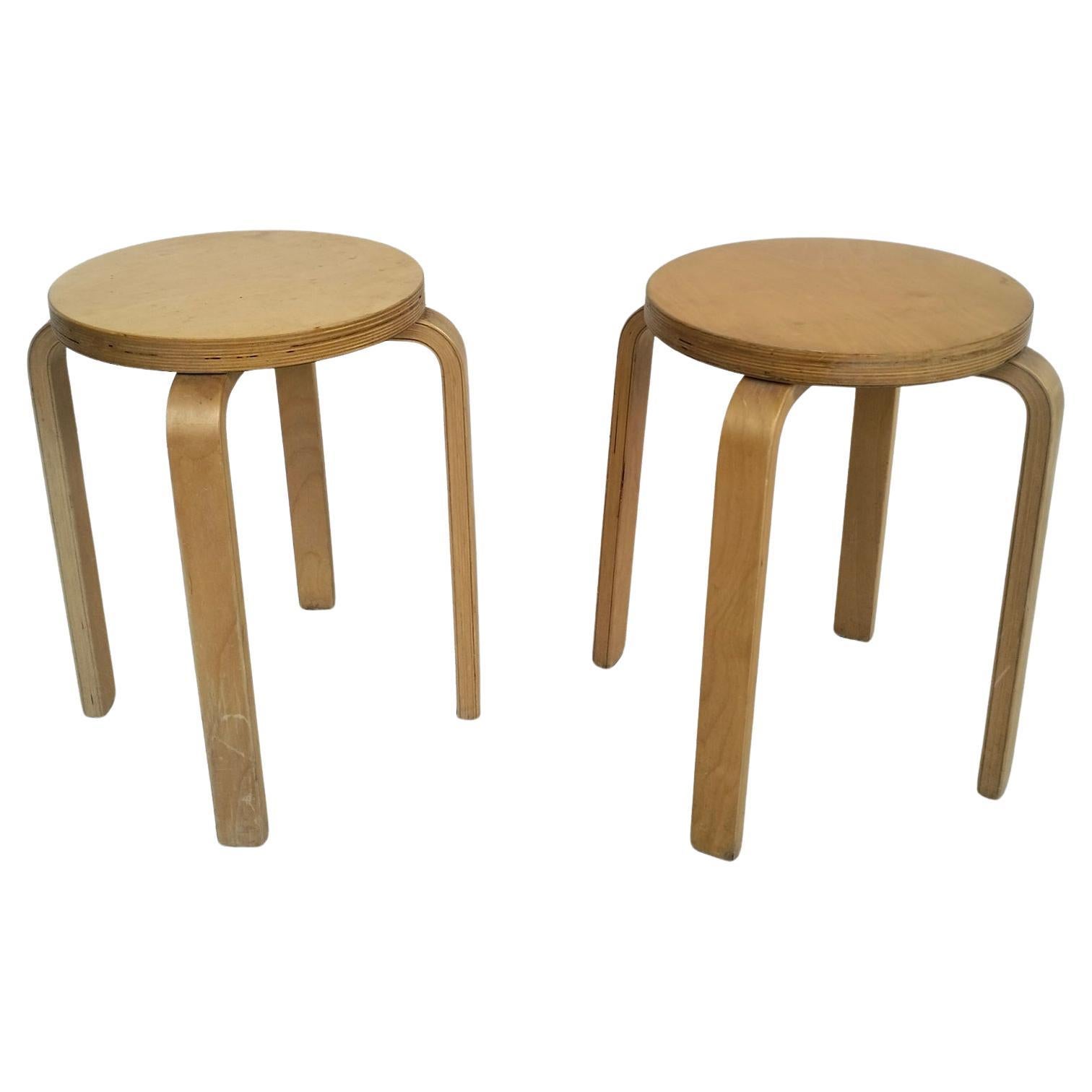 Satz von 2 Holzhockern Modell E60 von Alvar Aalto für Artek 60's