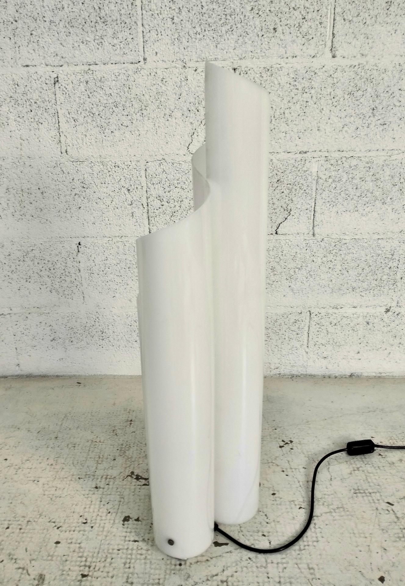 Mid-Century Modern Table lamp Mezzachimera by Vico Magistretti for Artemide  1970s For Sale