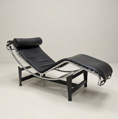 Leather LC4 Chaise Lounge by Le Corbusier for Alivar  1980s