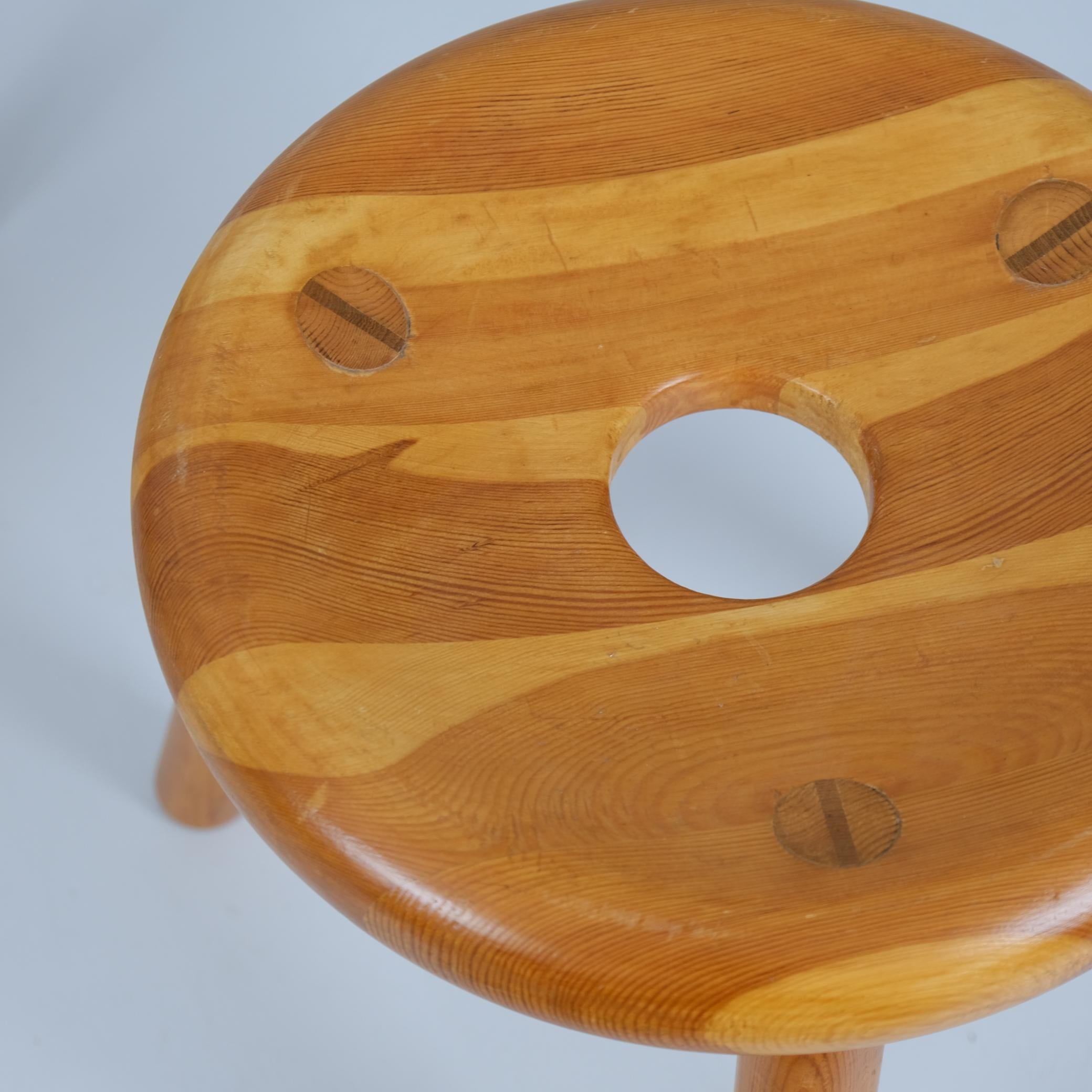 Bertel Gardberg, Set di 5 sgabelli finlandesi 