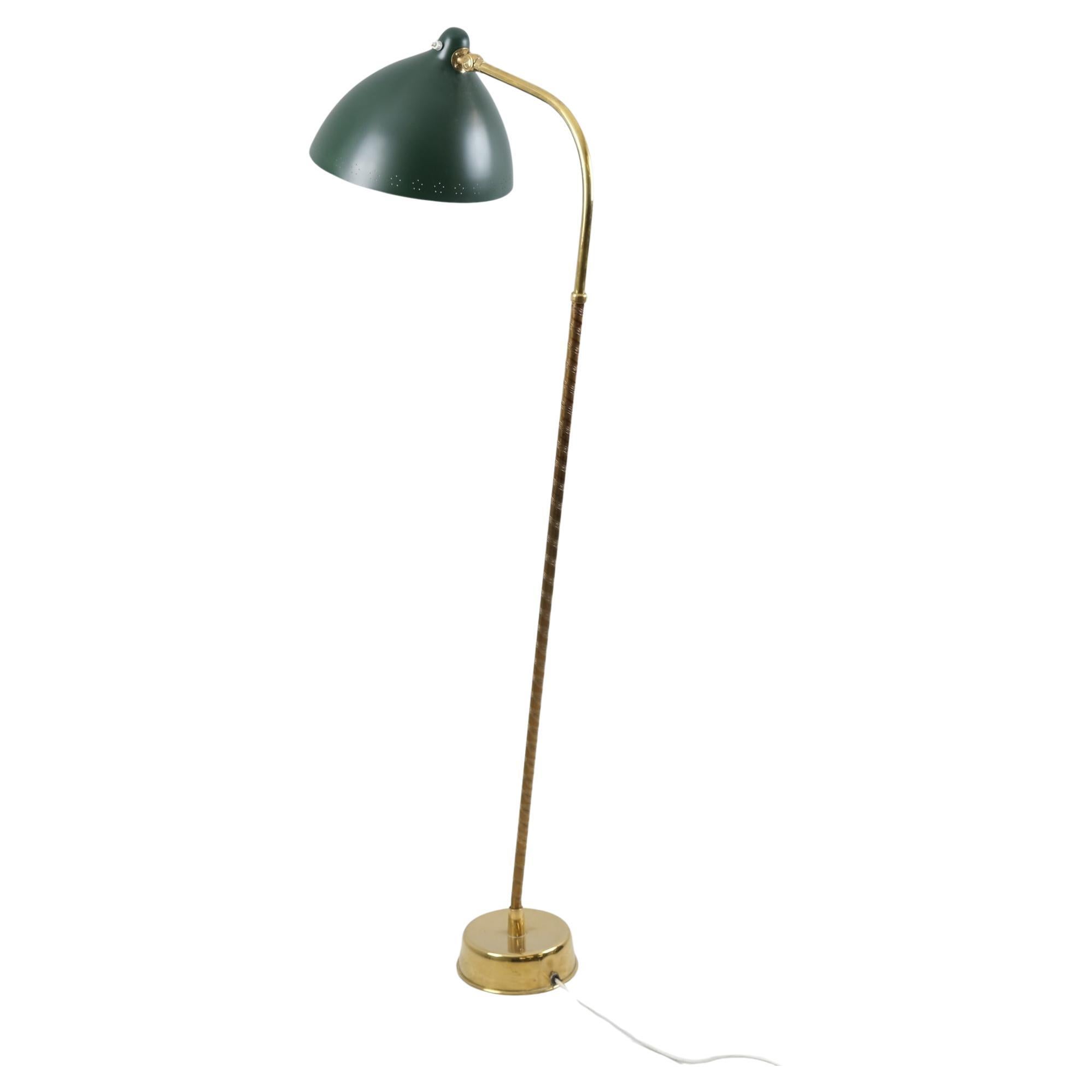 Lisa Johansson-Pape, lampadaire modèle 30-062 en vert et laiton, Orno 1950s