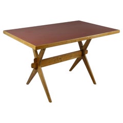 Ilmari Tapiovaara Easily Dismantable X-Bein-Tisch aus rotem Linoleum, 1940er Jahre
