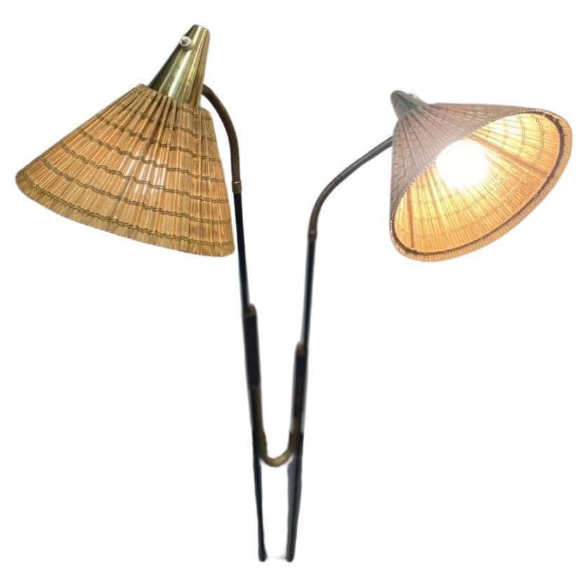 Itsu Floor Lamp Model No. EN 31, 1950s For Sale