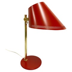 Paavo Tynell Table Lamp Model 9227 in Vibrant Red & Brass, Idman 1950s
