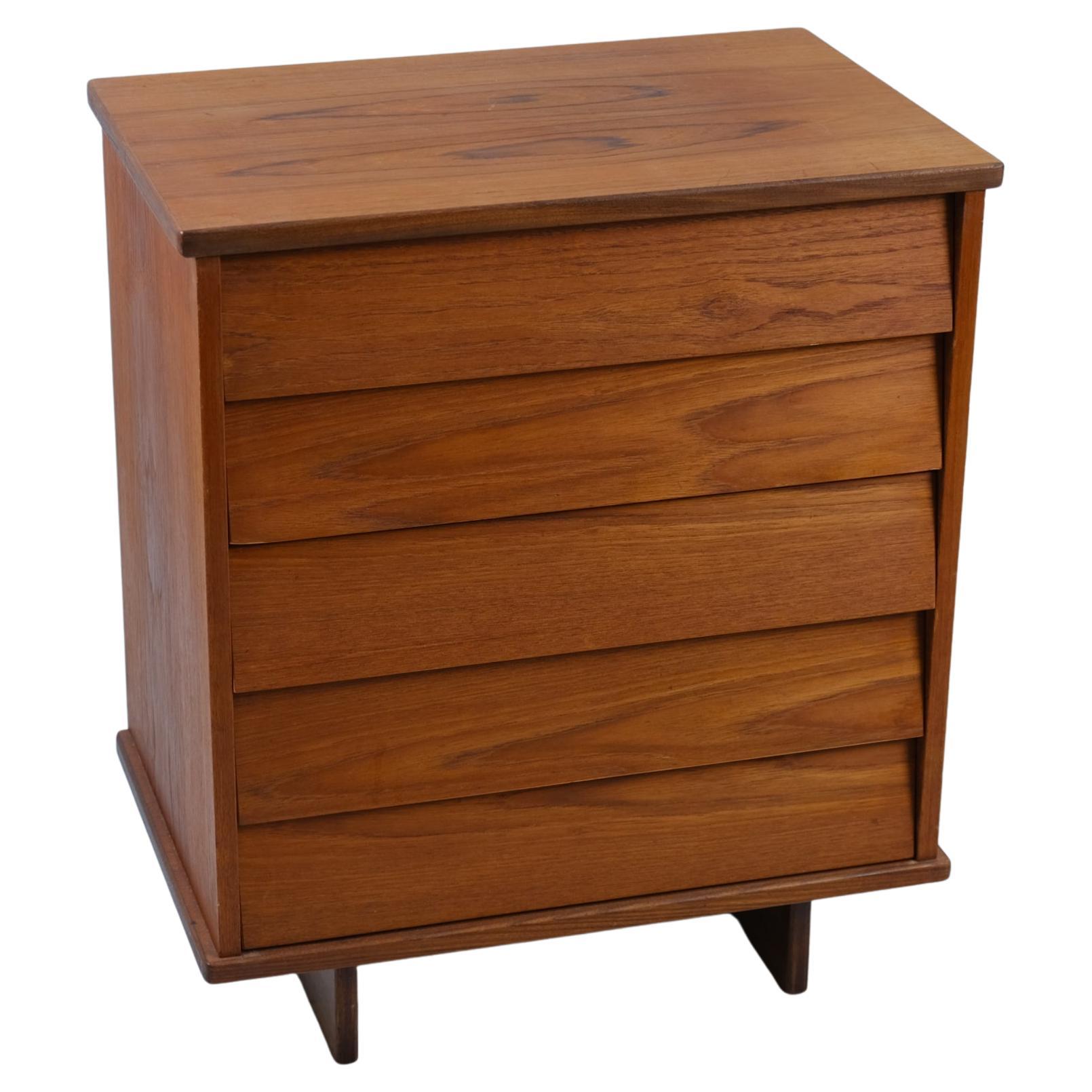 Ilmari Tapiovaara Teak-Schubladen-Kommode für Asko, 1950er Jahre
