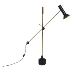 Lampadaire Tapio Wirkkala modèle K10-47 en noir, laiton et teck, Idman années 1950