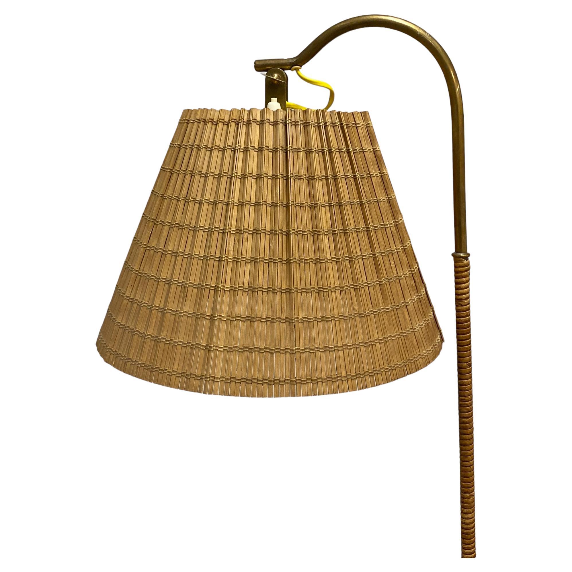 Lampadaire Paavo Tynell modèle. 9609, Taito Oy années 1950 en vente
