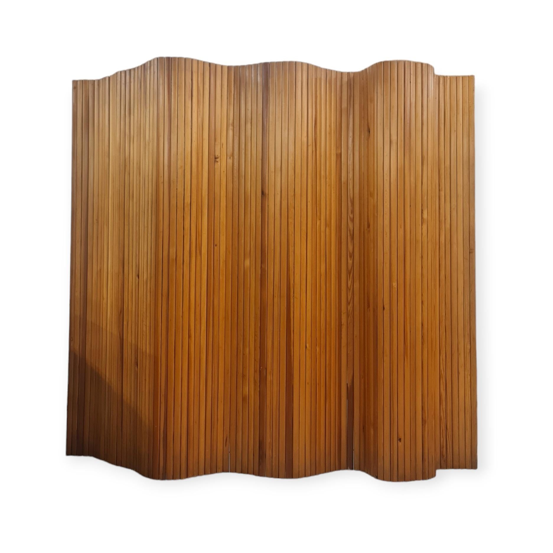 Alvar Aalto, Wooden Room Divider, Late 1960s, Artek In Good Condition For Sale In Helsinki, FI