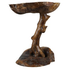 Rustikaler finnischer Beistelltisch aus organischem Holz, Finnland, 1960er Jahre