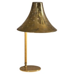 Paavo Tynell Perforated Brass and Rattan Table Lamp 9208, Taito 1940s