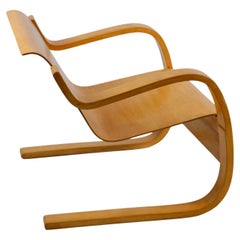 Früher Alvar Aalto-Sprungsstuhl Modell 42, gebogenes Sperrholz und Birke, Artek 1950er Jahre