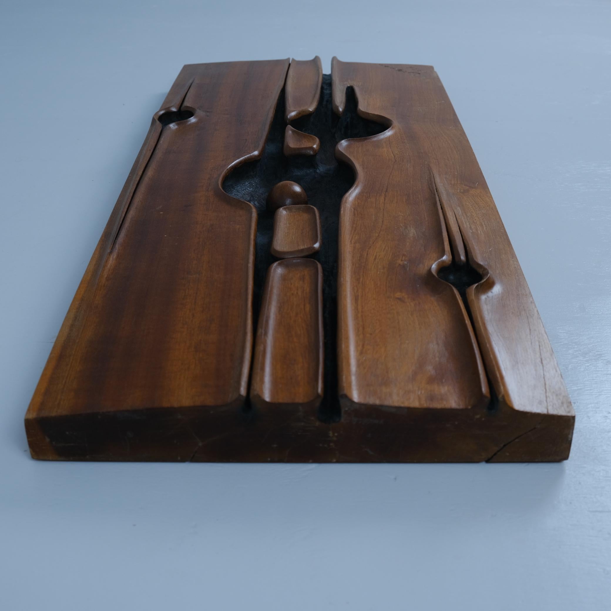 Fine XX secolo Rilievo da parete in teak bruciato, K.K. Nykänen 1972 Finlandia in vendita