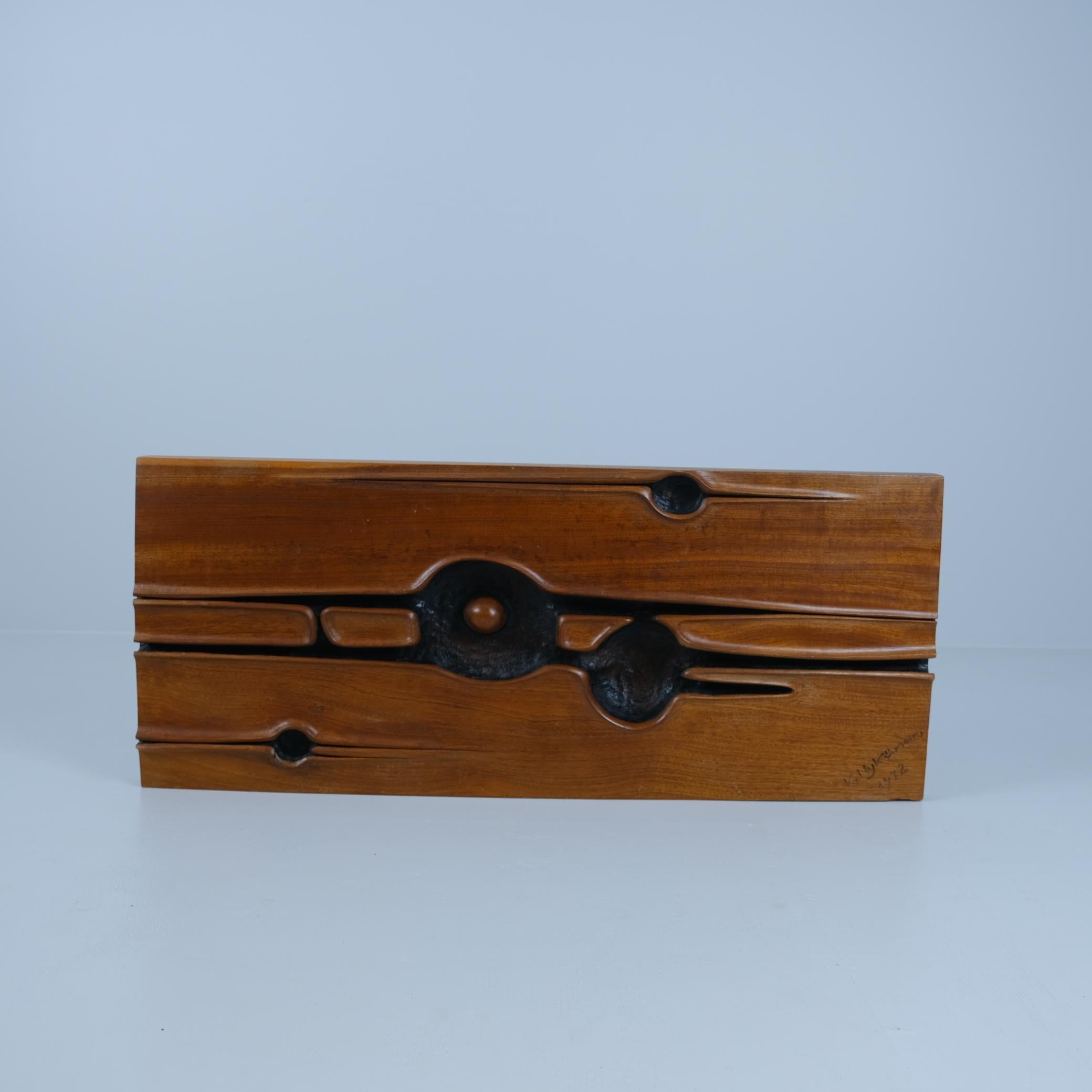 Rilievo da parete in teak bruciato, K.K. Nykänen 1972 Finlandia in vendita 5