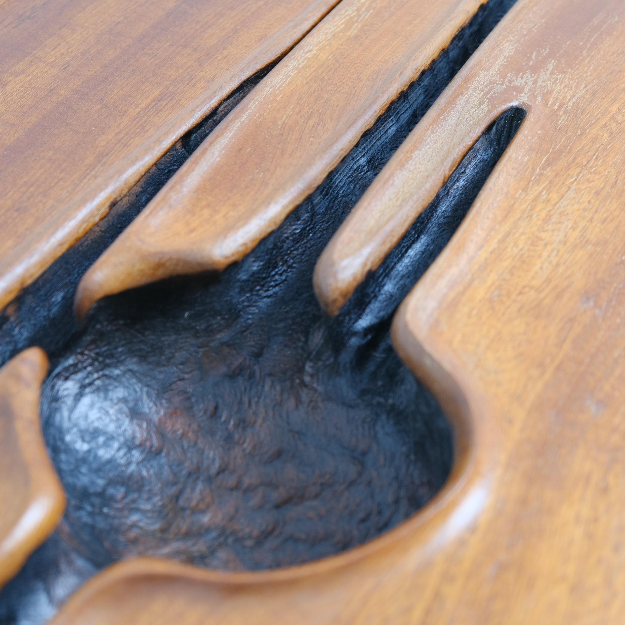 Rilievo da parete in teak bruciato, K.K. Nykänen 1972 Finlandia in vendita 1