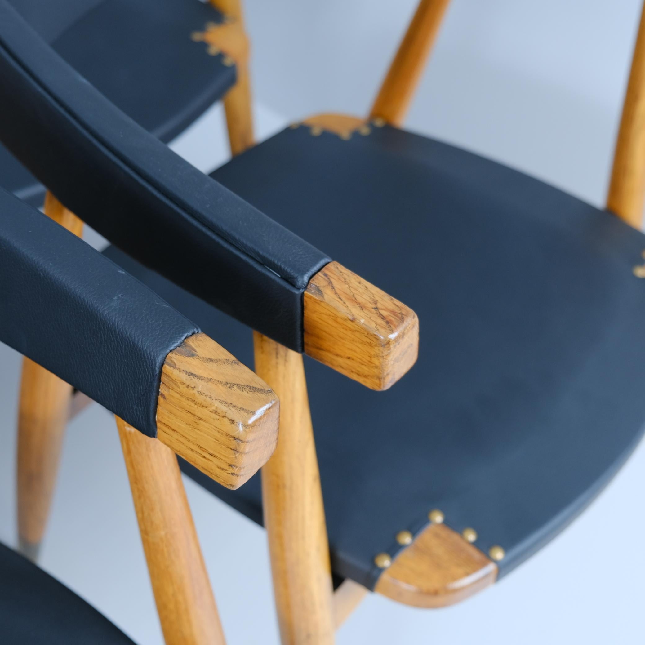 Ensemble de 8 chaises de salle à manger Lasse Ollinkari en cuir noir, Finlande, années 1950 en vente 1