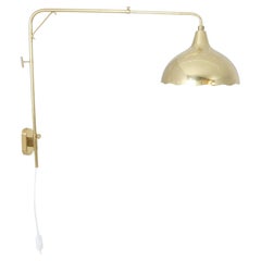Lampe murale télescopique Gunnel Nyman modèle 71026, laiton perforé, Idman, 1950