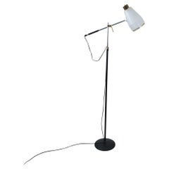 Lampada da terra H801 di Viljo Hirvonen in pelle, ottone e metallo, Valaistustyö anni '50