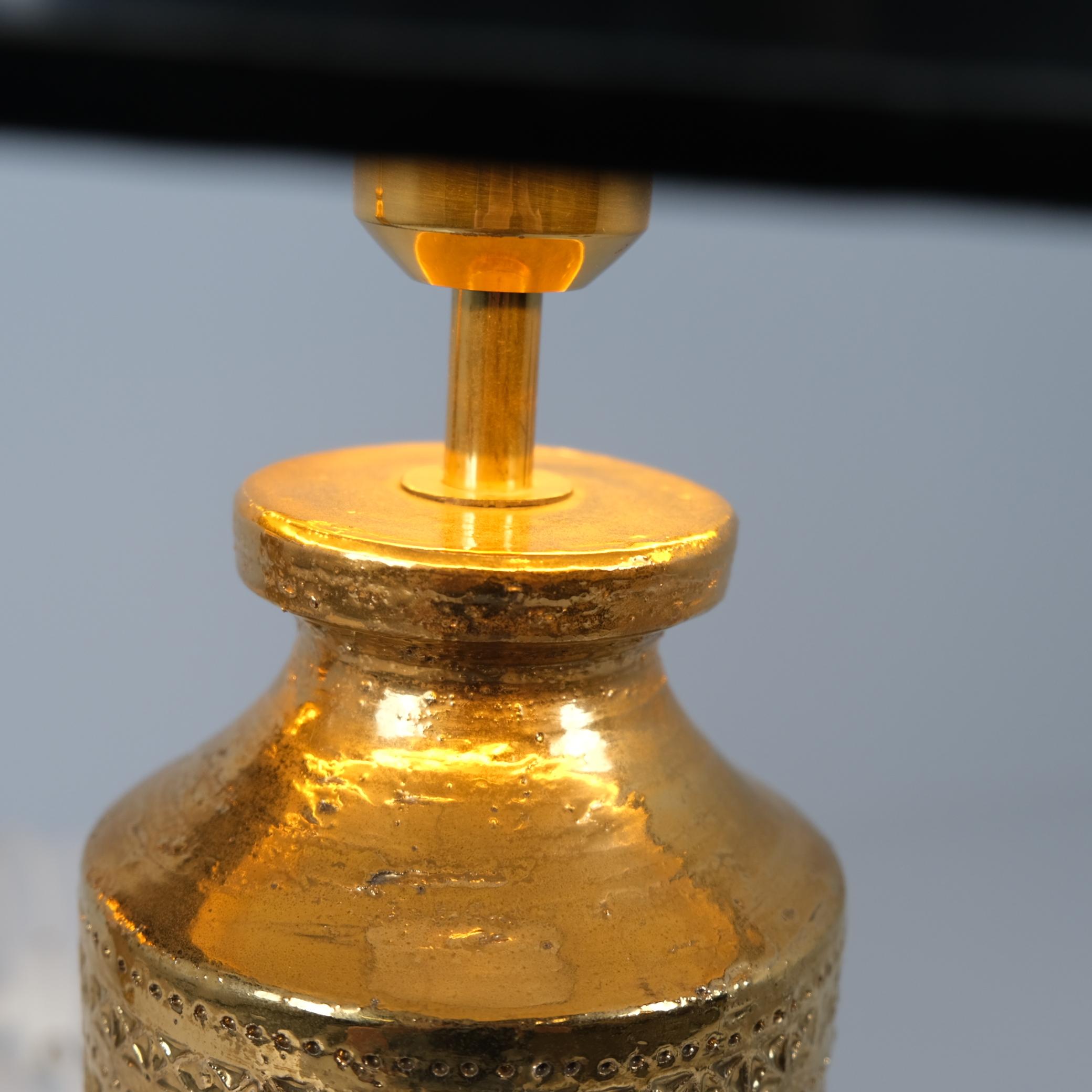 Laiton Paire de lampes de table Bitossi en céramique dorée, laiton et noir, Bitossi 1960s en vente