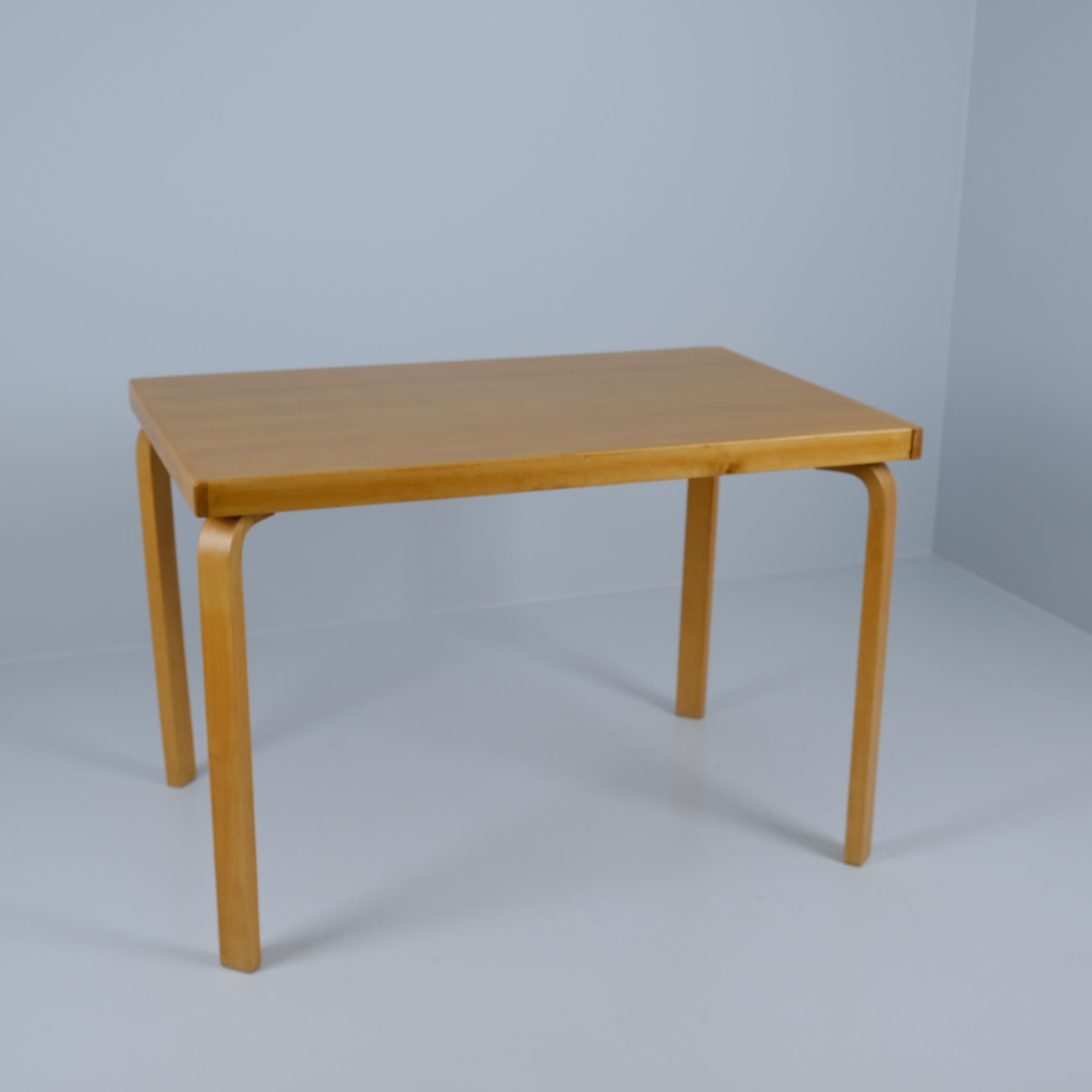 Finnish Aino Aalto Extendable Dining Table in Birch and Oak, Artek 1940s For Sale