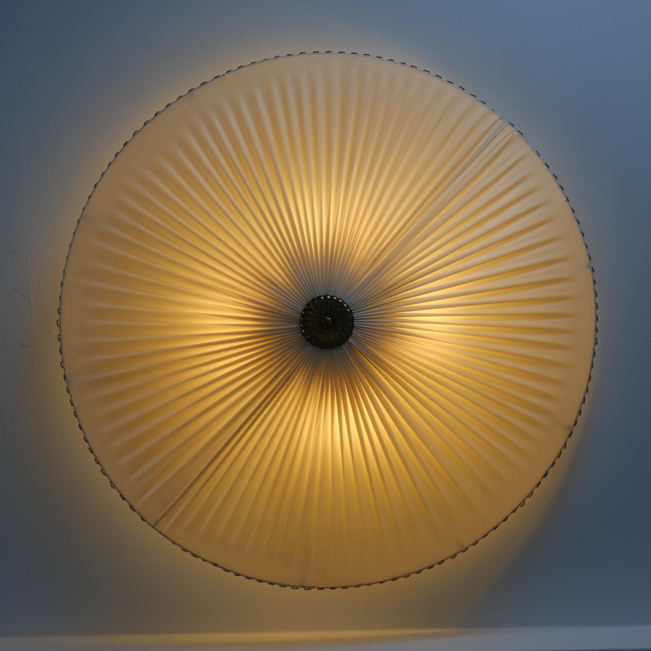 Plafoniera moderna di metà secolo, modello K5-40, Idman 1950s in vendita 3