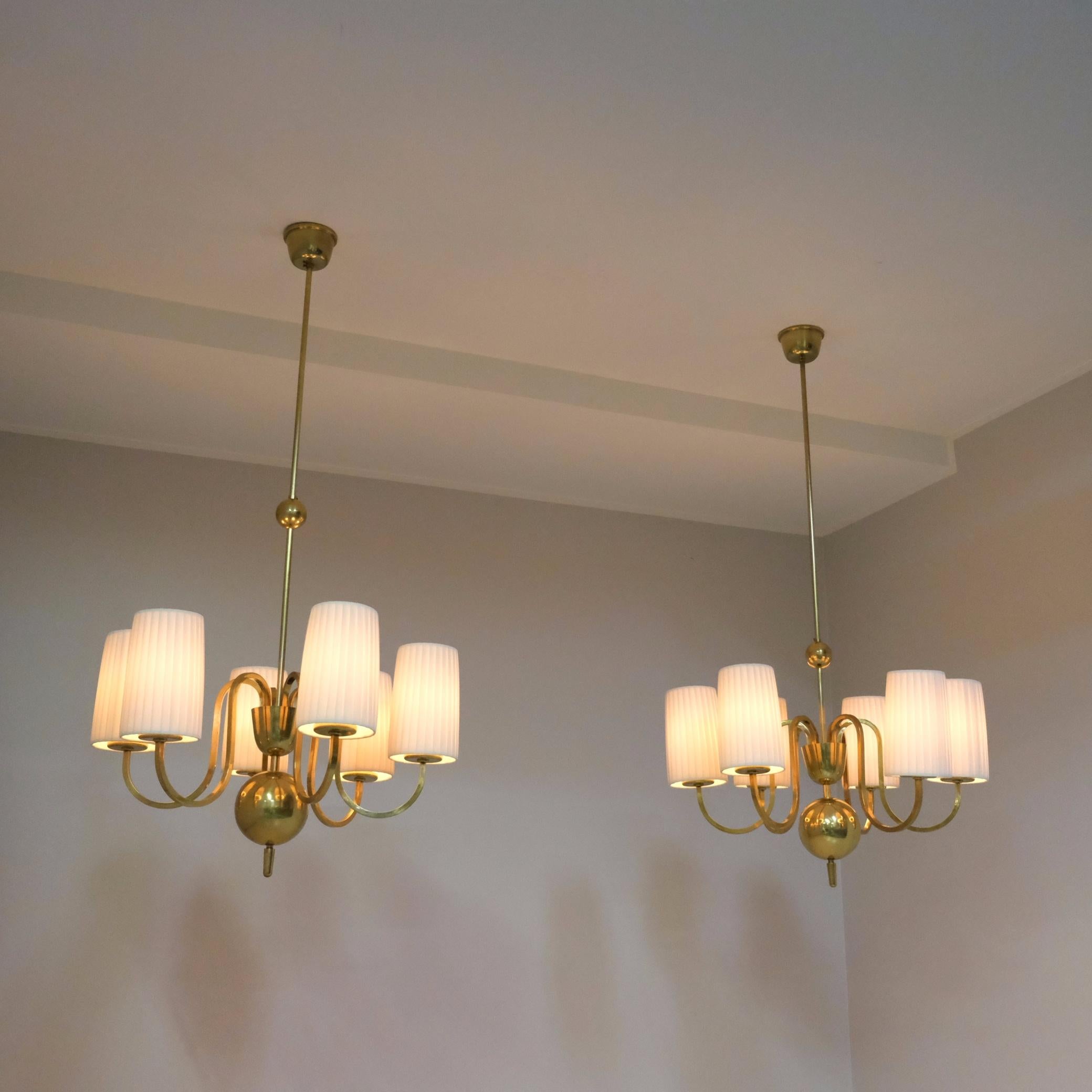 Mid-20th Century Pair of Paavo Tynell Commissioned Chandeliers in Brass & Fabric, Taito 1940s For Sale