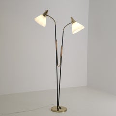 Mid-Century Modern Floor Lamp Model EN 31, Brass, Leather, & Glass, Itsu 1950s
