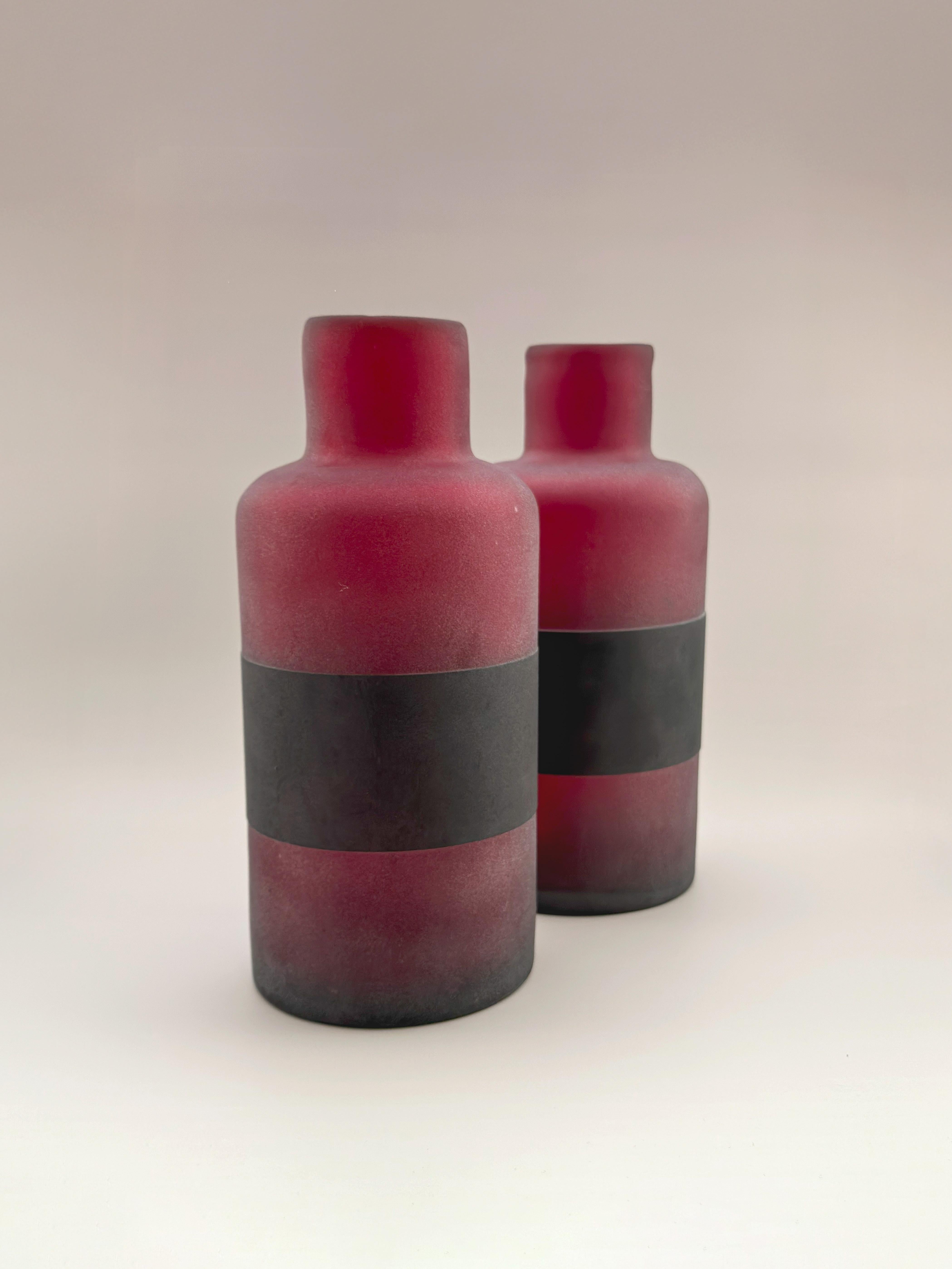 Pair Modern Murano Red Scavo Glass Bottles, Attributed to Cenedese, Italy, 1990 For Sale 1