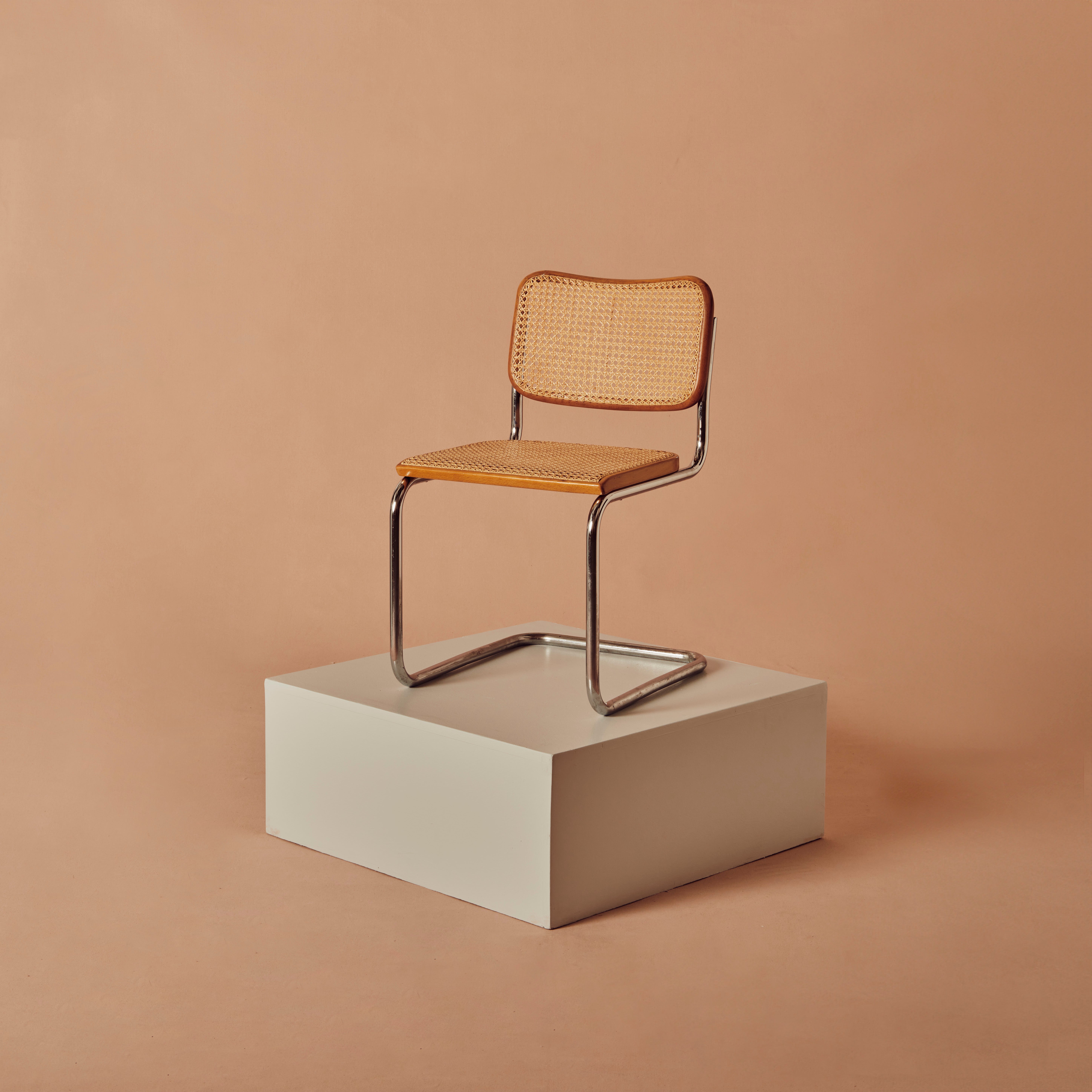 Cesca-Stühle „S32“ von Marcel Breuer und Gavina im Angebot