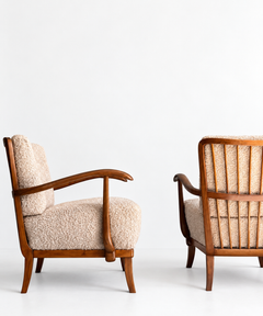 Art-Déco-Sessel von Gyula Kaesz aus den 1930er Jahren, restauriert und mit Bouclé-Polsterung versehen