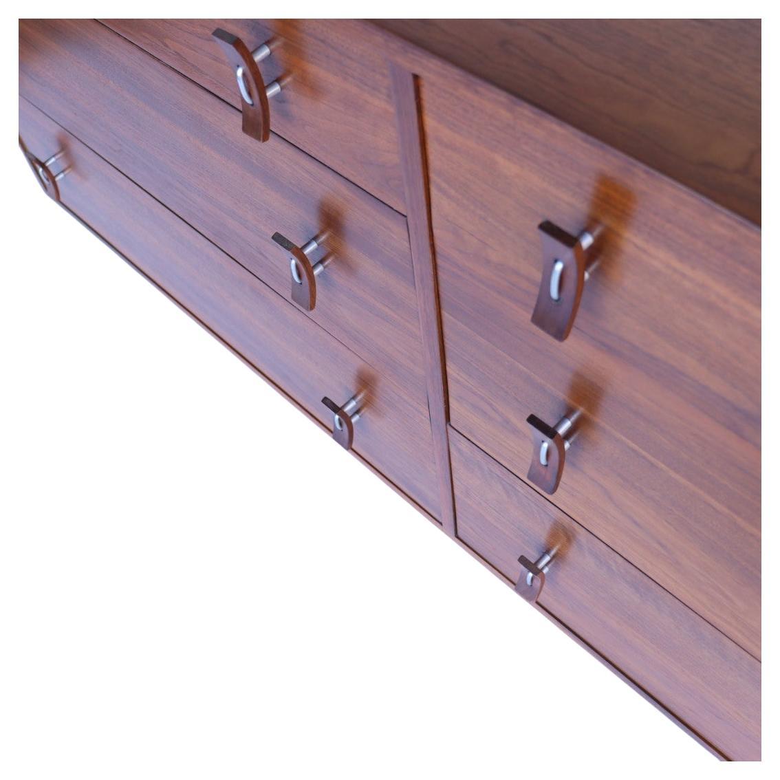 We are so excited to present this high-quality dresser designed by Stanley Young for Glenn of California in the United States circa 1950’s. Like many of Young’s creations, this exceptional dresser features the designer’s signature bentwood and steel