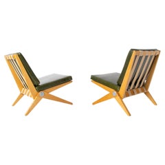 Rare paire de chaises longues à ciseaux Pierre Jeanneret pour Knoll en cuir mousse