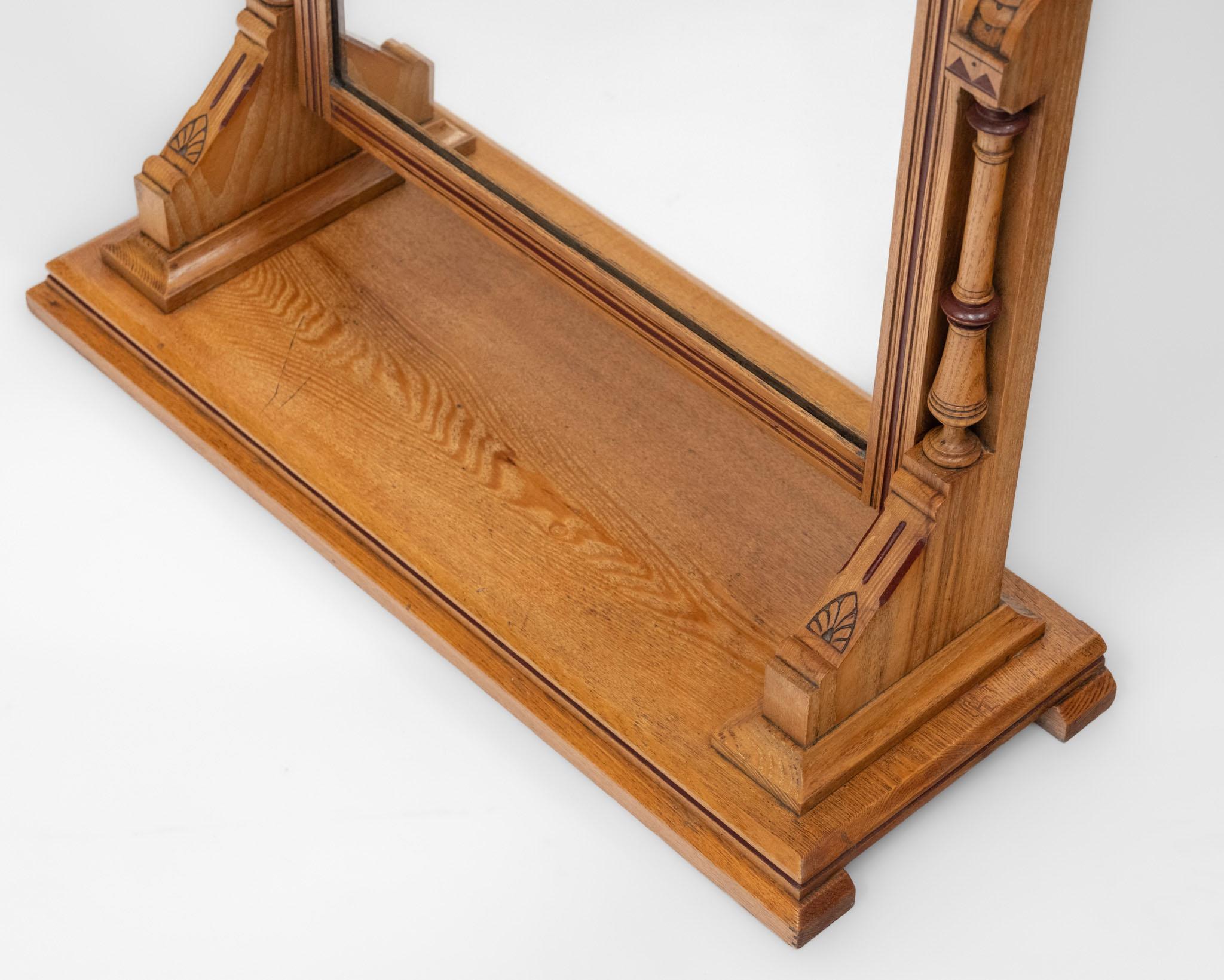 C19th English Gothic Revival Ash & Painted Dressing Table Vanity Mirror In Good Condition For Sale In Norwich, GB