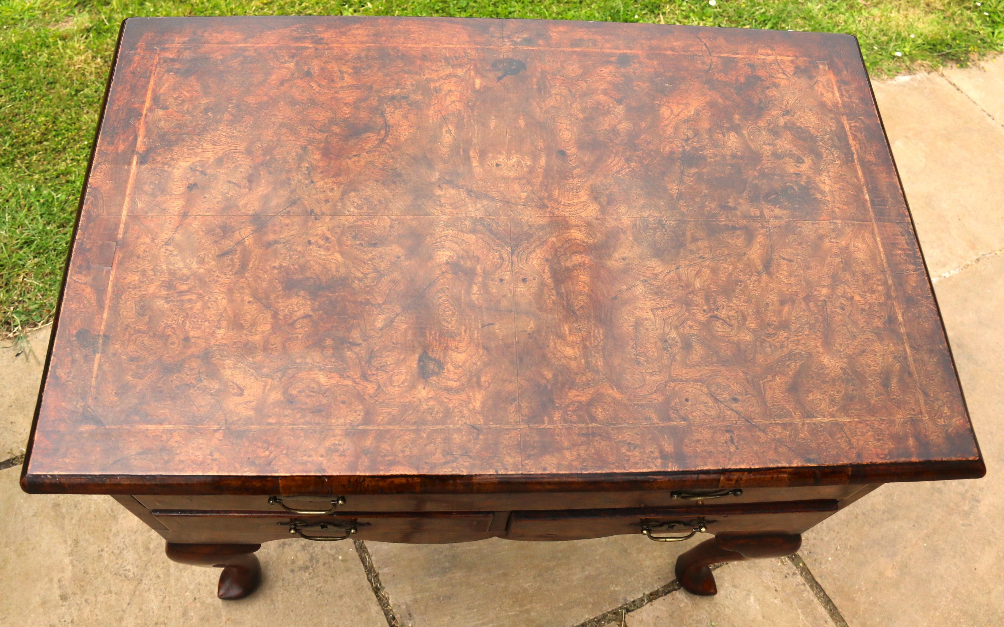 Garçon bas en loupe d'orme anglais du 18e siècle George II vers 1750 en vente 2