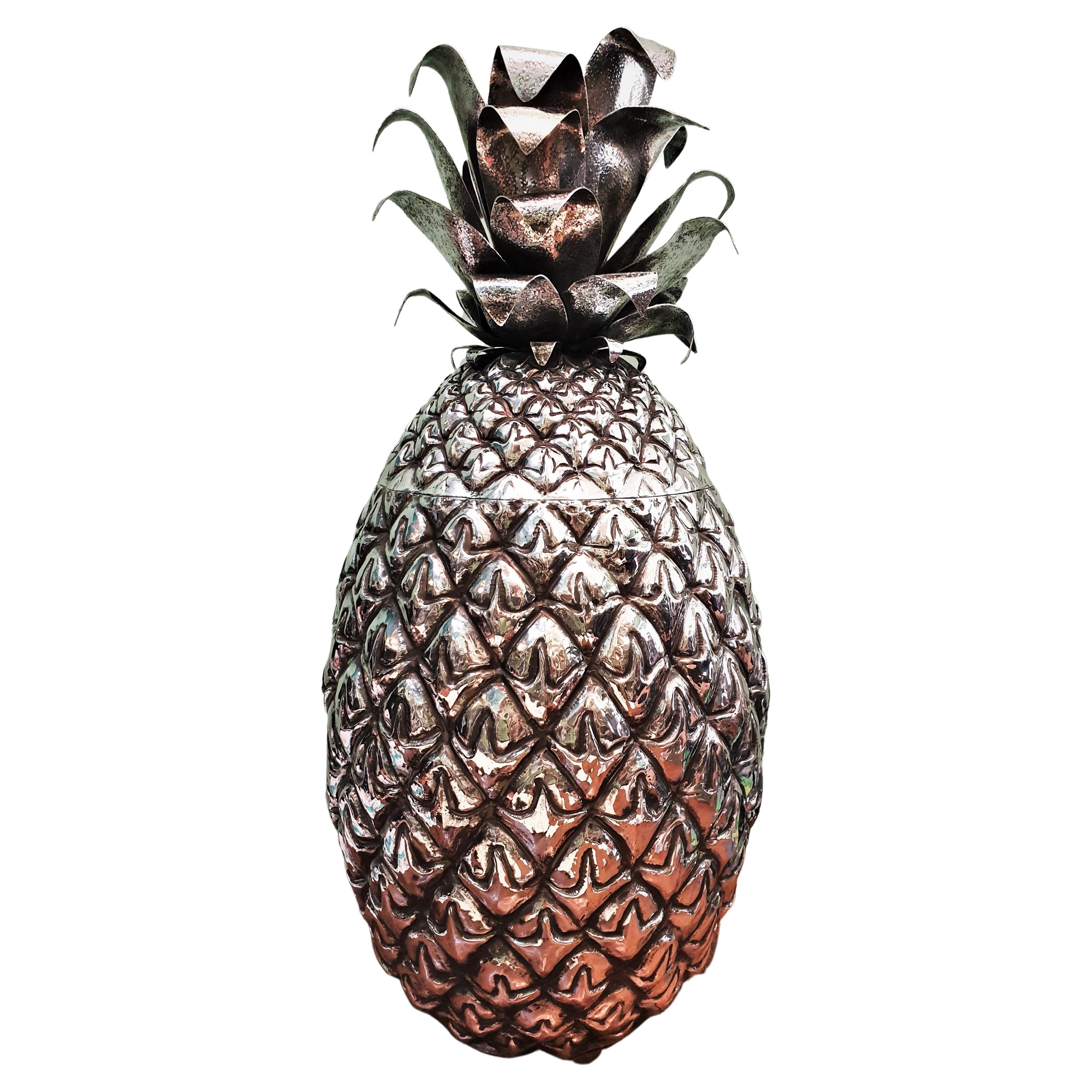 20th Century Silver Pineapple Vase Engraved by Hand Milan Italy, 1934-1944 For Sale