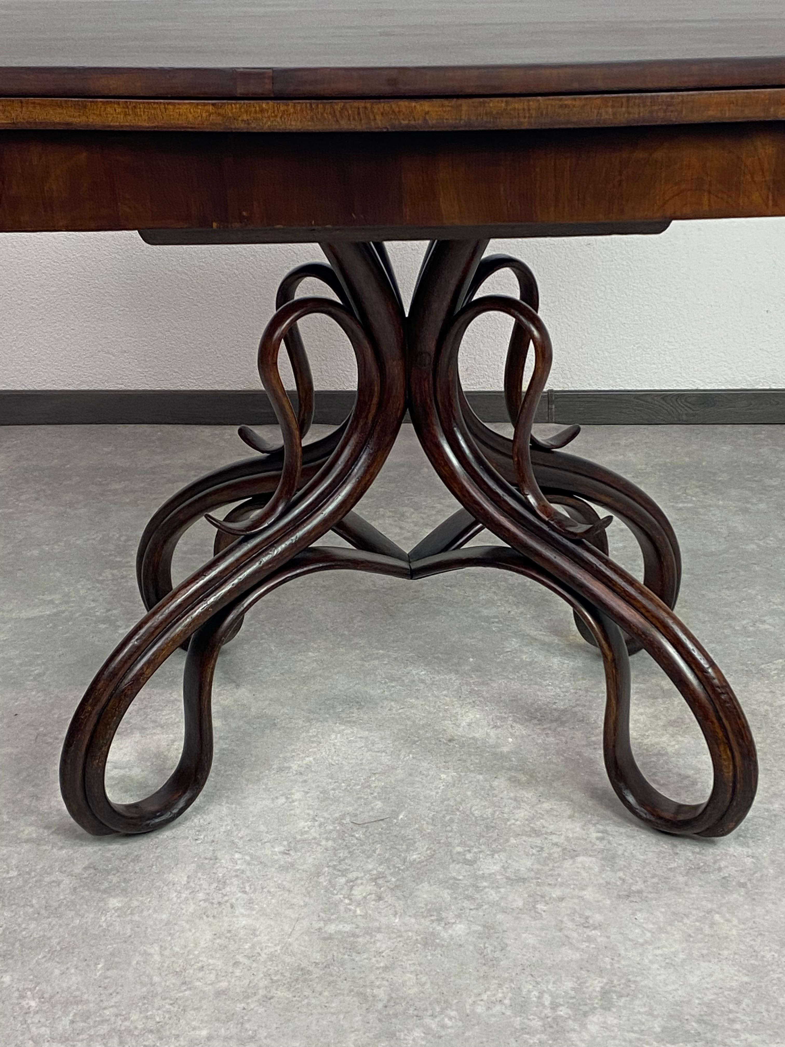 Thonet card table For Sale 7