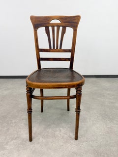 Pair of Art Nouveau Bentwood Chairs by Thonet / Mundus