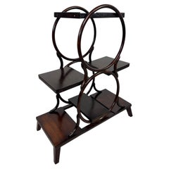 Soporte para plantas de madera curvada de cuatro niveles «Vienna Secession» de Thonet