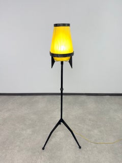 Brutalist Scoubidou Floor Lamp in Iron and Yellow Plastic