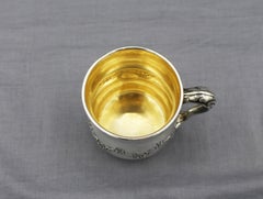 Tasse pour enfant américaine en argent massif et plaqué or de la marque Gorham, datant du début du XXe siècle