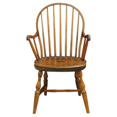 Circa 1780-1820 New England sack-back Windsor Arm Chair
