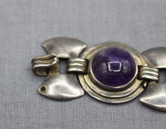 Bracciale modernista messicano in argento sterling e ametista, 1955-60, di Abraham Paz