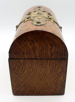 ca. 1865, Schatulle im Stil der englischen Neugotik