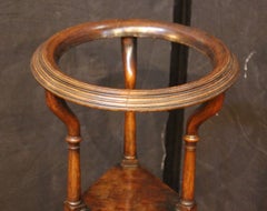 Circa 1750-80 English Georgian Basin or Wig Stand Table