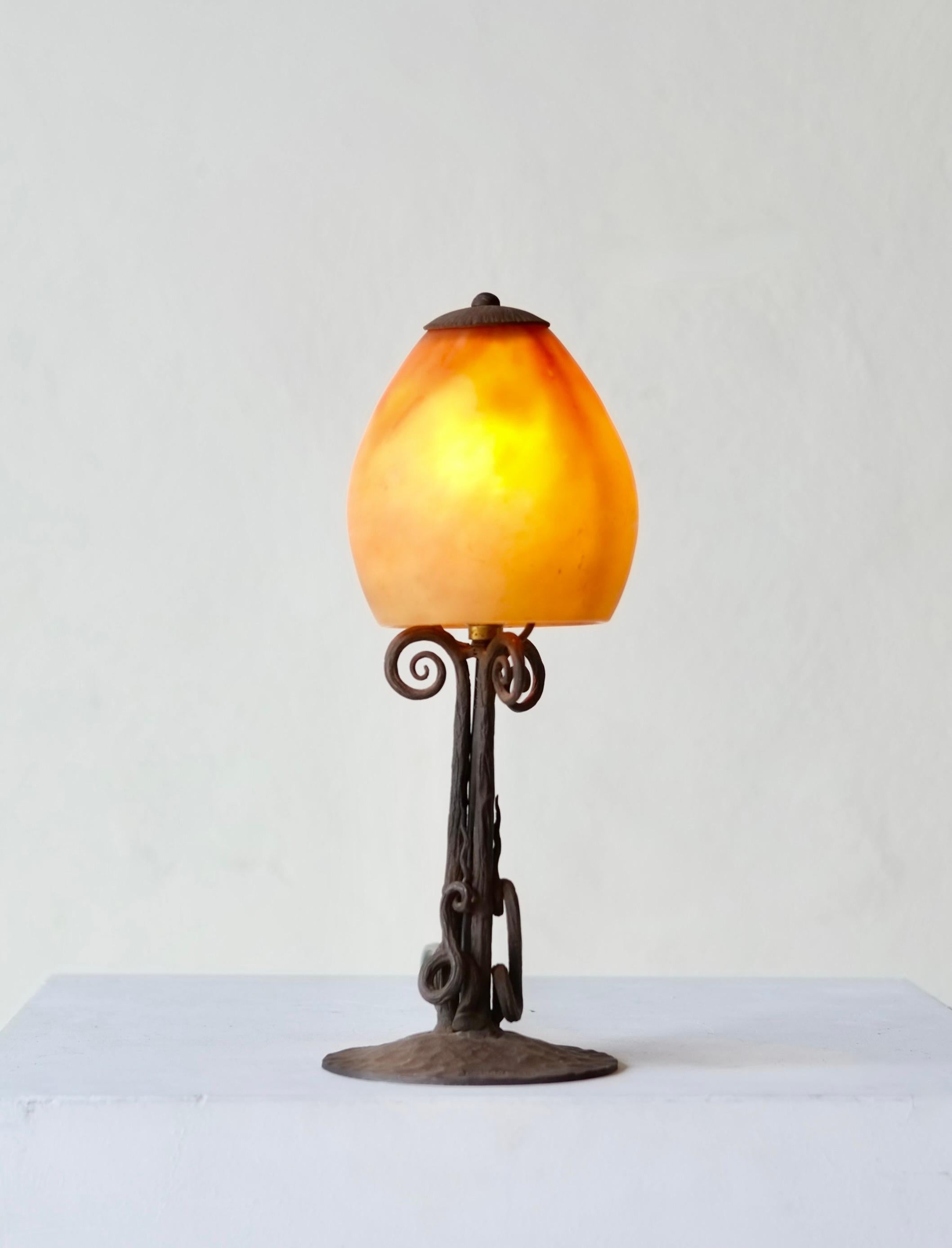 Lámpara Daum & P.Escaffre, Francia, circa 1930 Art Nouveau en venta