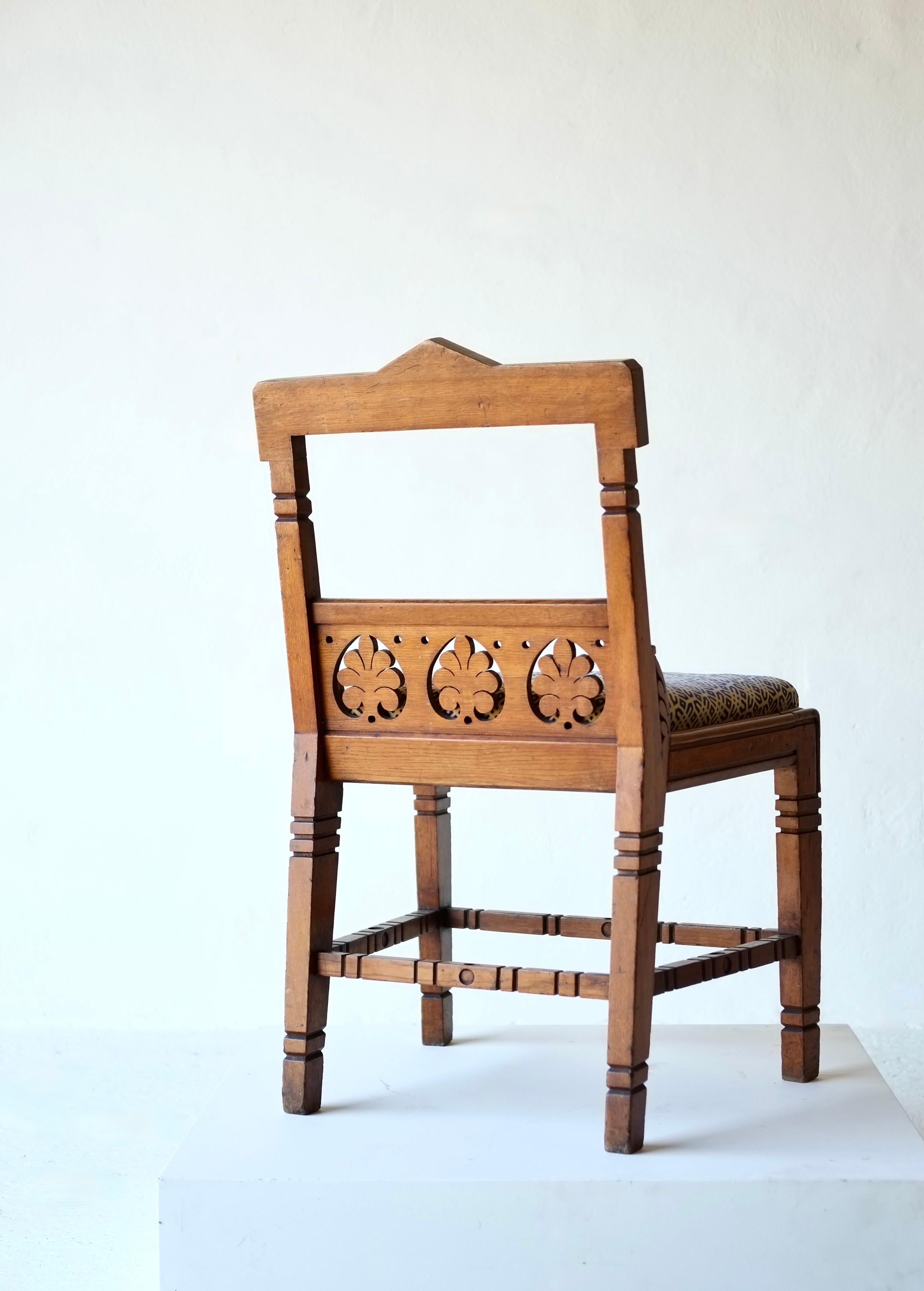 Mouvement esthétique Chaise d'appoint en Oak Aesthetic Movement du 19e siècle en vente