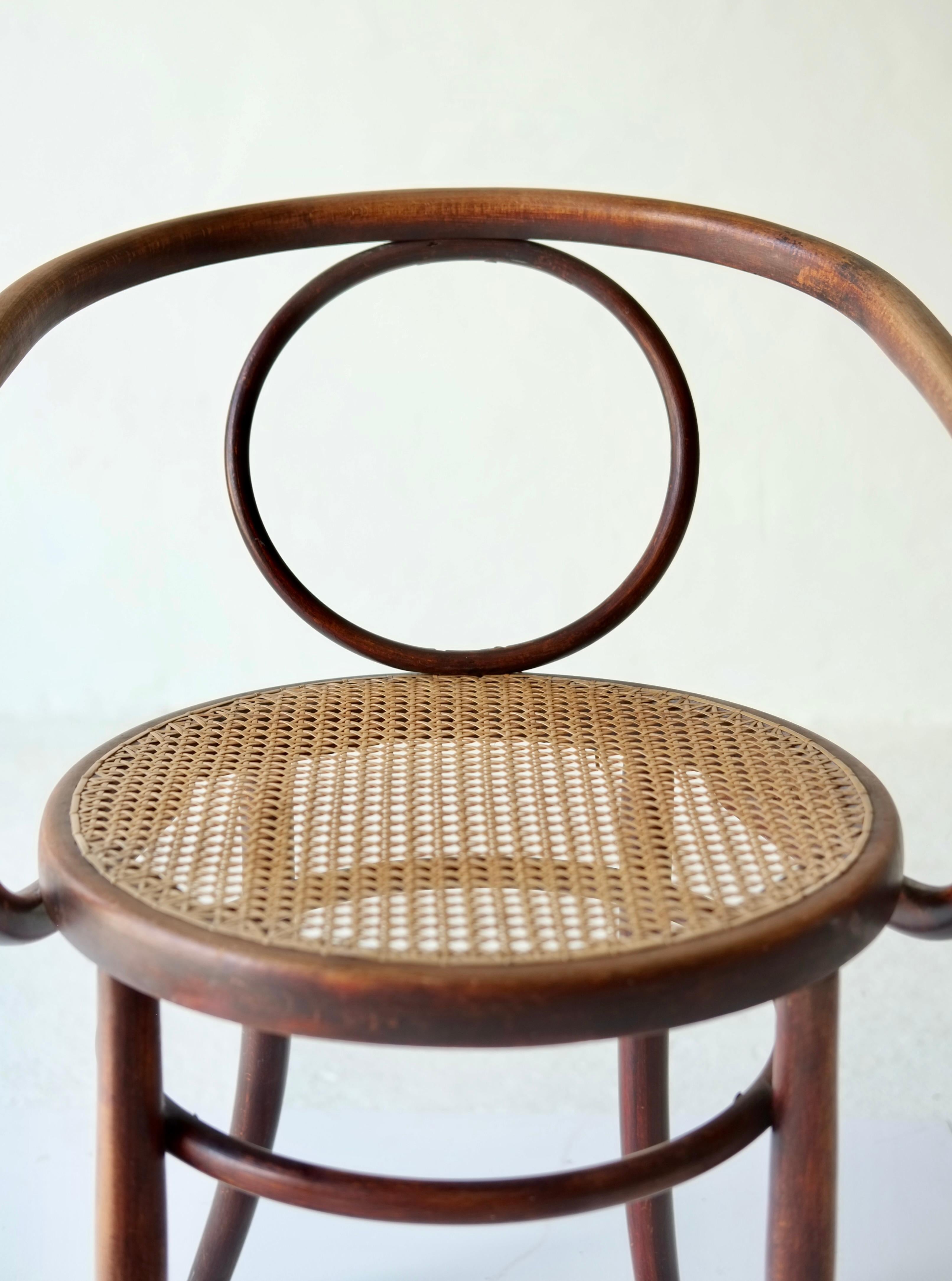 Fauteuil en bois courbé Ungvar Bon état - En vente à London, GB